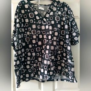 Printed scrub top